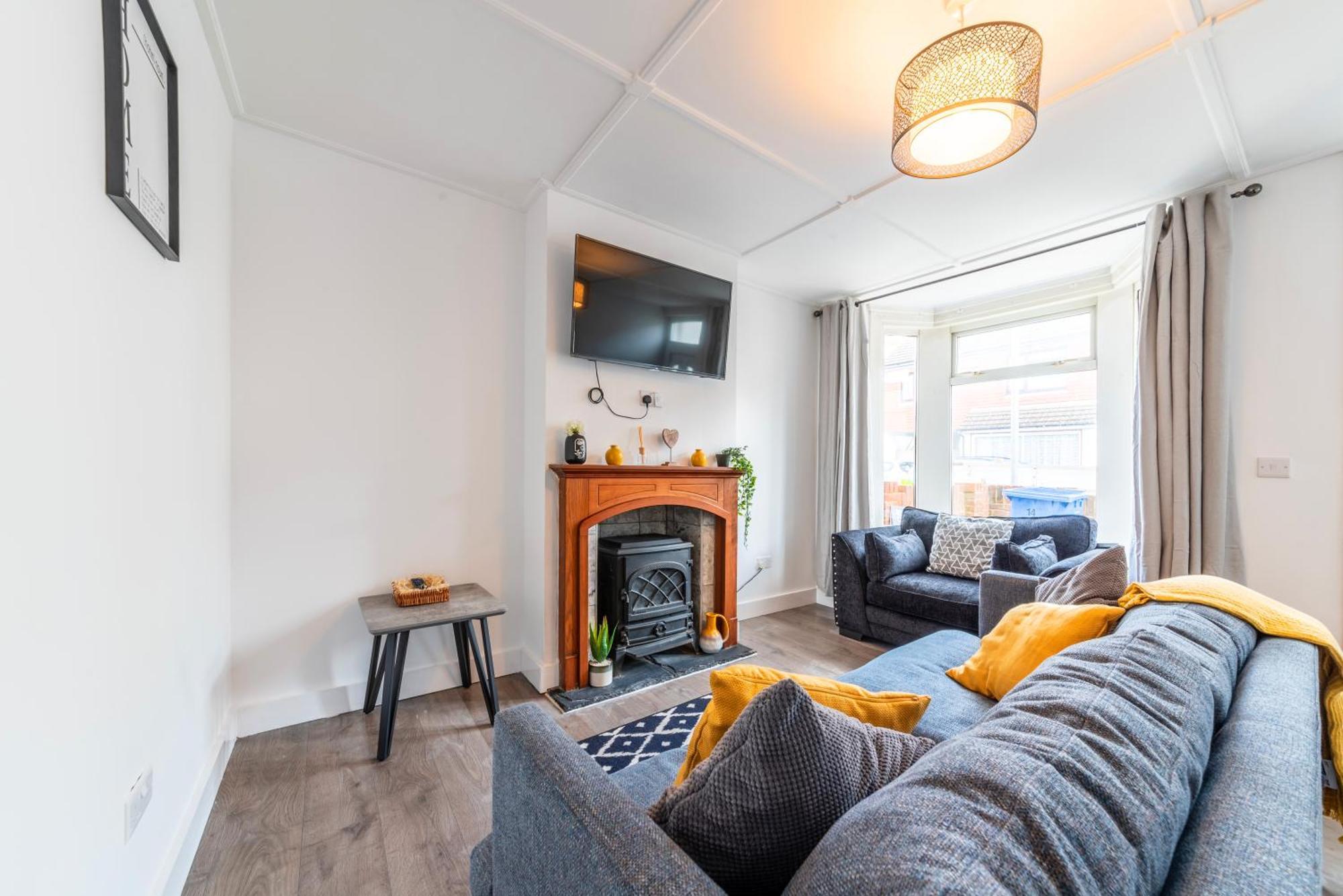 Modern 2 Bed 2 Bath House In Sittingbourne By Splendid Stays Luaran gambar